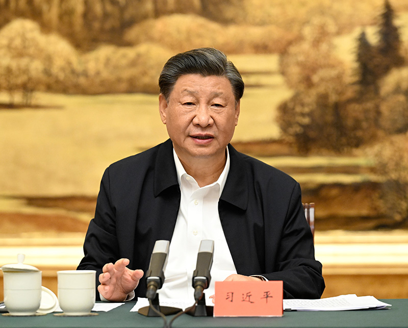 5月17日上午，中共中央總書記、國家主席、中央軍委主席習近平在陜西西安主持中國－中亞峰會前夕，專門聽取陜西省委和省政府工作匯報，發(fā)表了重要講話。